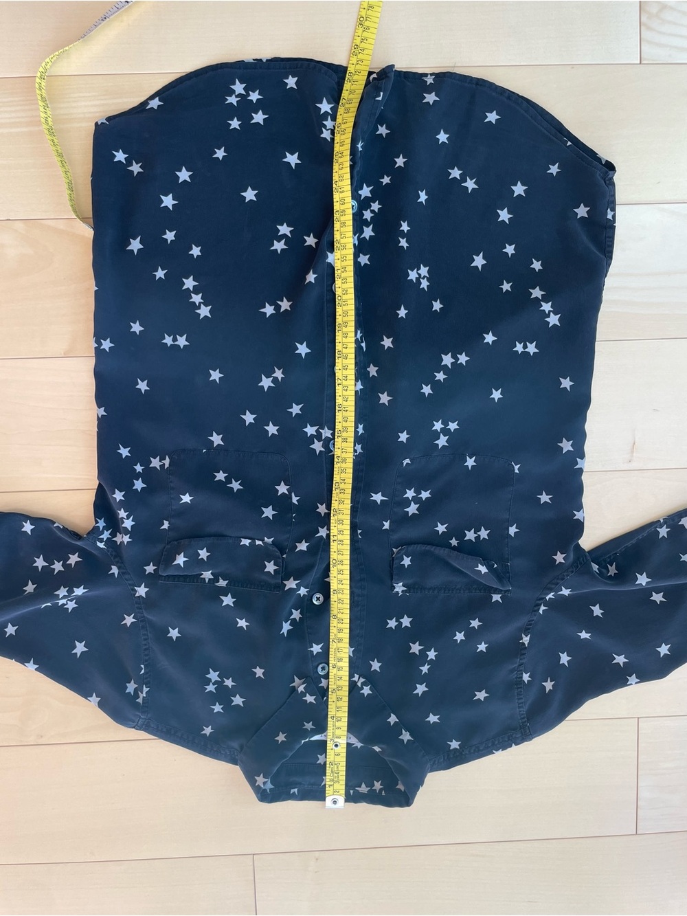 Equipment Femme 100% Silk Star-Print Blouse Black w White/Ivory Stars medium m - Picture 4 of 11